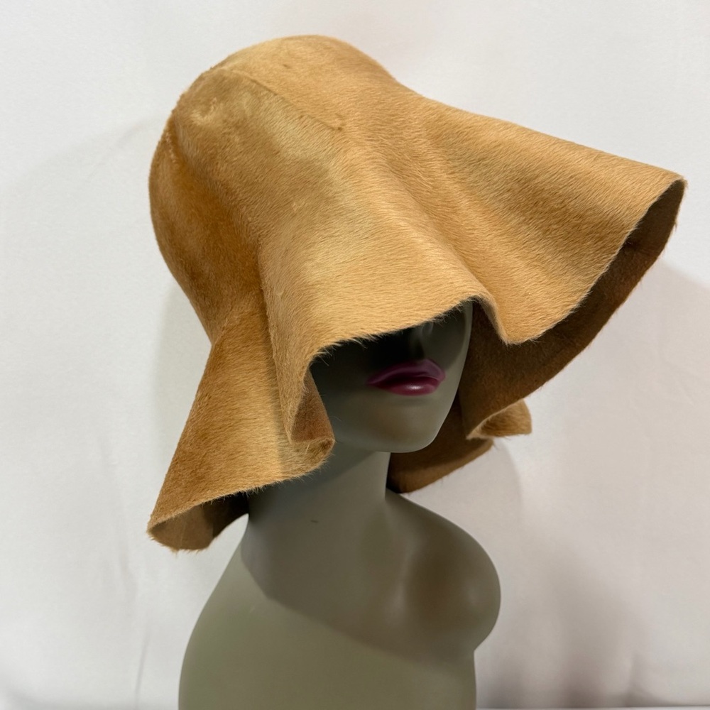 Womens Cloche Hat Faux Fur Italian Splindide Tawny Tan Felt M 22.5